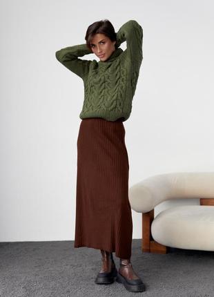 Женский свитер из крупной вязки в косичку артикул: 46453 фото