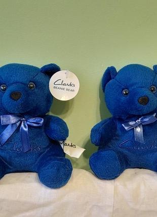 Іграшка м'яка плюшева clarks beanie bear - ведмедик - 17 см , антистрес
