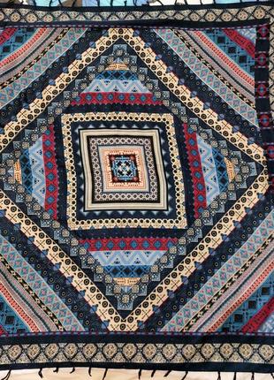 Вовняна хустка