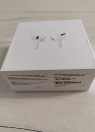 Навушники airpods pro. нові. на подарунок.