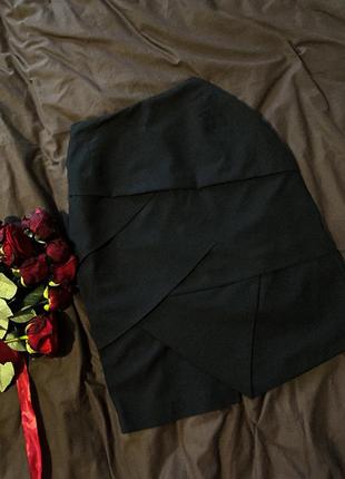 Черная строгая юбка untitled карандаш с интересными вырезами, классический стиль