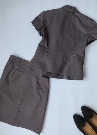 Костюм юбка миди + жакет короткий рукав серый nafnaf2 фото