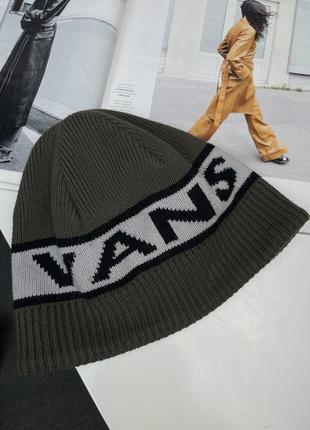 Винтажная шапка vans1 фото