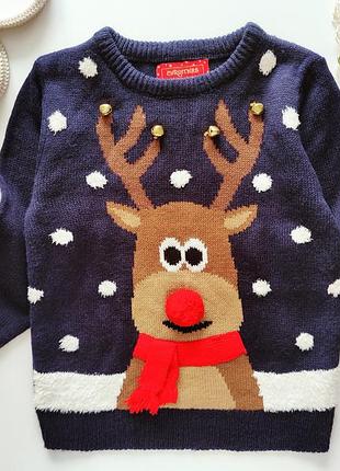 Новогодний свитер с оленем и колокольчиками артикул: 18041