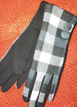 Жіночі трикотажні рукавички в клітинку (8)
