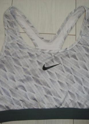 Nike dri-fit-l-топ для спорту