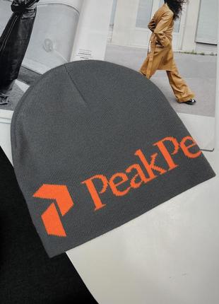 Фирменная шапка peak performance pp hat унисекс