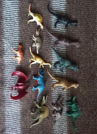 Пакет и по отдельности мягкая игрушка: динозавр луноток пеппа монстрик морской житель7 фото