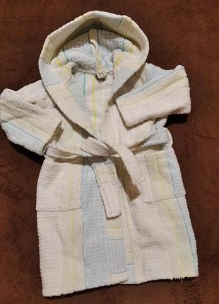 Махровый халат с капюшоном под пояс