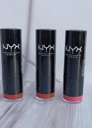Помада для губ nyx professional makeup extra creamy round lipstick3 фото