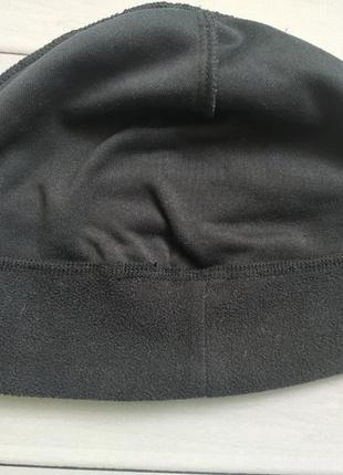 Черная флисовая тонкая шапка tcm4 фото