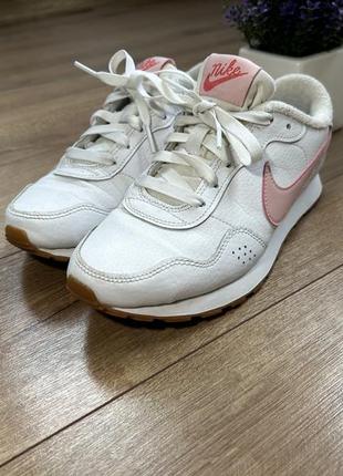 Кроссовки nike оригинал5 фото