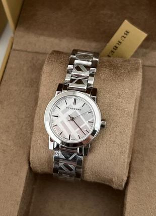 Годинник burberry mini 26 mm, у наявності