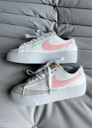 Кеды женские nike blazer low platform pink1 фото