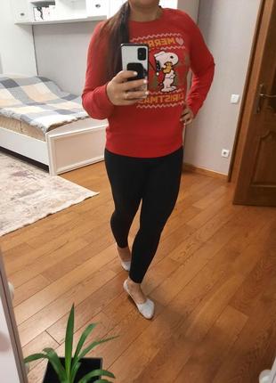Новогодний свитер красный