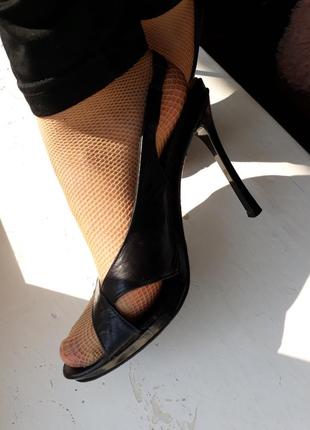 Gibellieri італія жіночі шкіряні босоніжки.