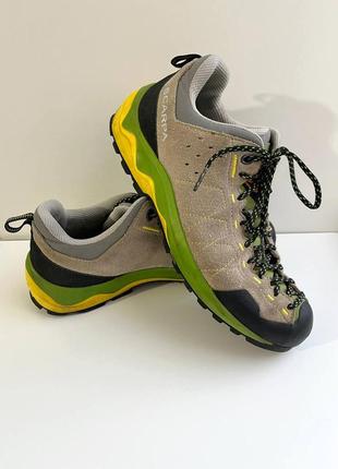 Классные трекинговые кроссовки scarpa оригинал 39