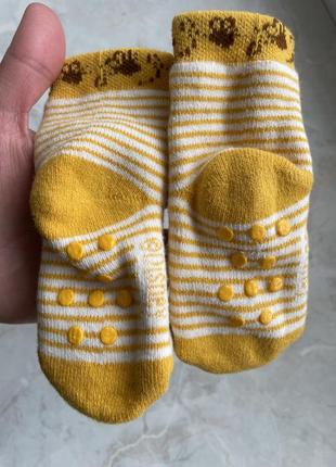 Шкарпетки з брязкальцями