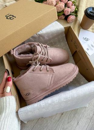 Короткі уггі на шнурках ugg