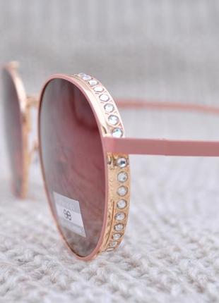 Фирменные солнцезащитные очки eternal polarized et3325 круглые