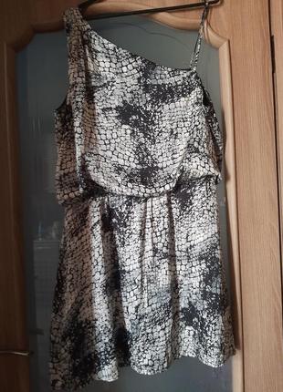 Красивенный сарафан 18р.