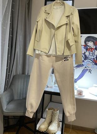 Костюм комплект шкіряний піджак косуха футболка для дівчинки 9-12 років