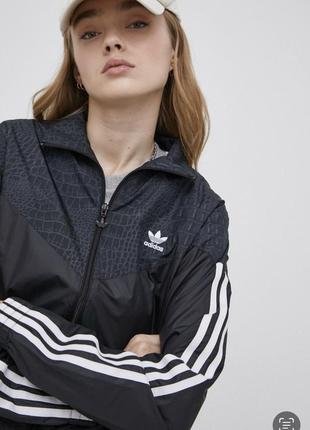 Ветровка adidas новая3 фото