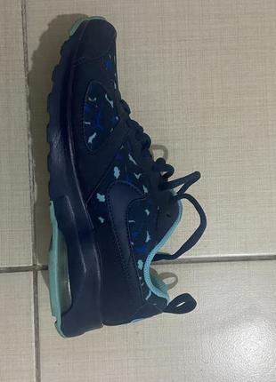 Nike кроссовки