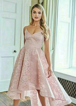 Шикарное кружевное вечернее платье от quiz