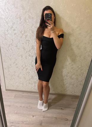 Сукня утягуюча
