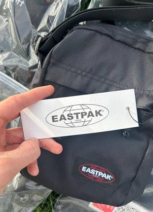 Мессенджер через плече eastpak