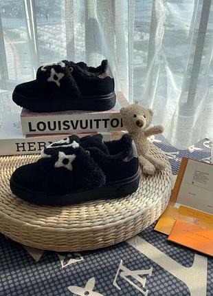 Брендові кеди з хутром