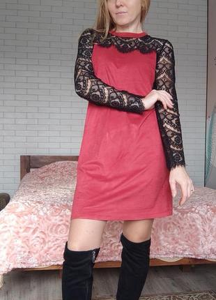 Короткое красное платье4 фото