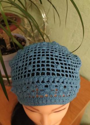 Вязаная крючком ажурная летняя шапочка, ручной работы, цвет -серо-голубая3 фото