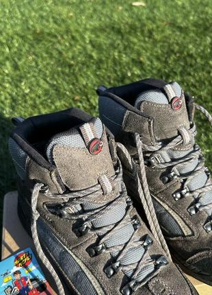 Женские трекинговые ботинки mammut impact gore-tex salomon lowa9 фото