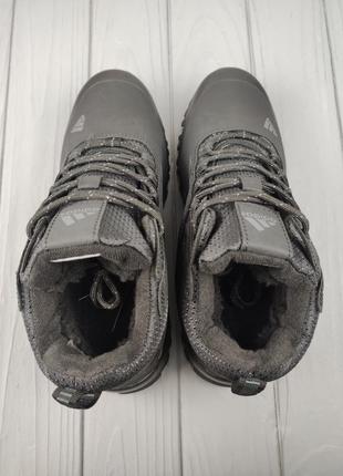 Зимові кросівки adidas climaproof (нові)7 фото