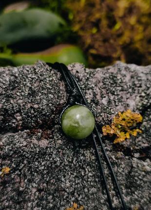 Зеленый нефритовый чокер, чокер из натурального камня1 фото
