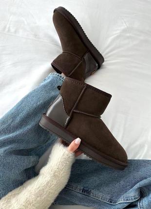 Жіночі угги ugg logo classic slippers black дитячі замшеві зимові уггі на овчинка