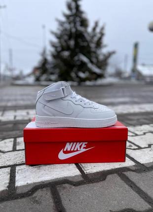 Женские кроссовки nike air force winter зимние1 фото