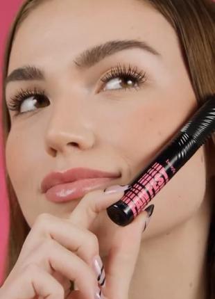 Туш для вій benefit fan fest fanning & volumizing mascara mini