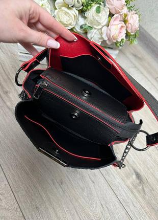 Женская стильная и качественная сумка из натуральной замши и искусственной кожи на 3 отдела черная с красным8 фото
