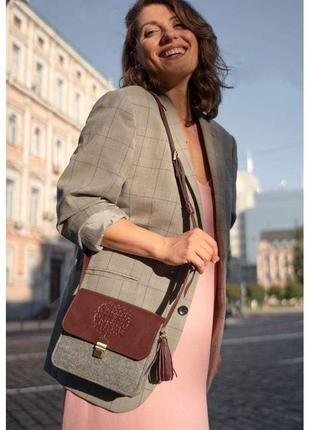 Фетровая женская бохо-сумка лилу с кожаными бордовыми вставками1 фото