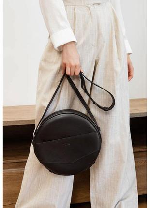 Кожаная женская круглая сумка-рюкзак maxi черная