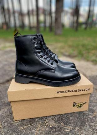 Зимние женские ботинки  dr.martens