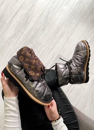 Зимові жіночі черевики louis vuitton1 фото