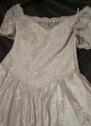 Супер красивое свадебное платье, лиф вышит бисером2 фото