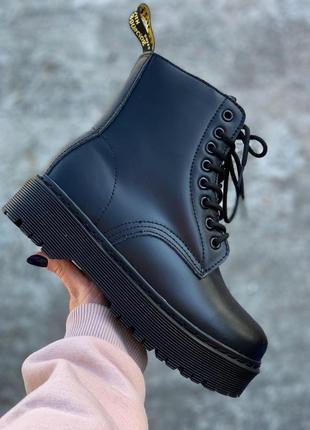 Зимние женские ботинки dr. martens