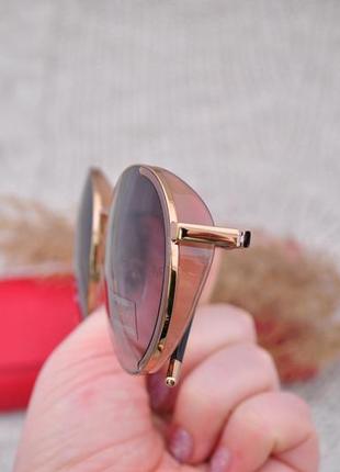 Красивые круглые солнцезащитные очки с боковой шорой gian marco venturi gmv8643 фото