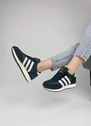 Женские кроссовки adidas iniki зимние4 фото