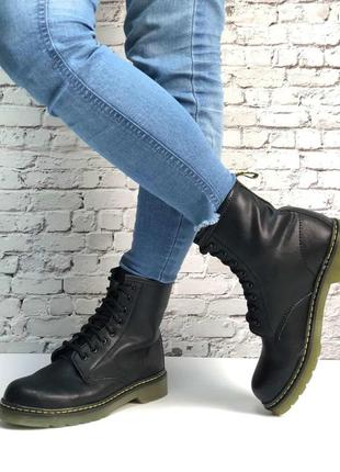 Зимові жіночі черевики dr. martens